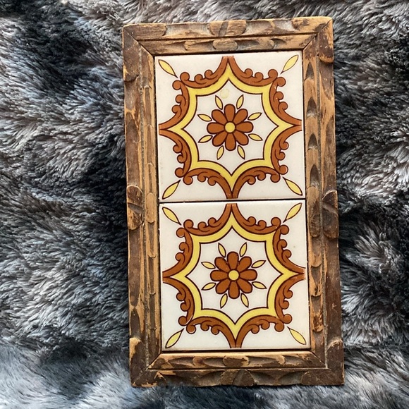 Vintage Carved Wood Double
Tile Trivet - Picture 2 of 16